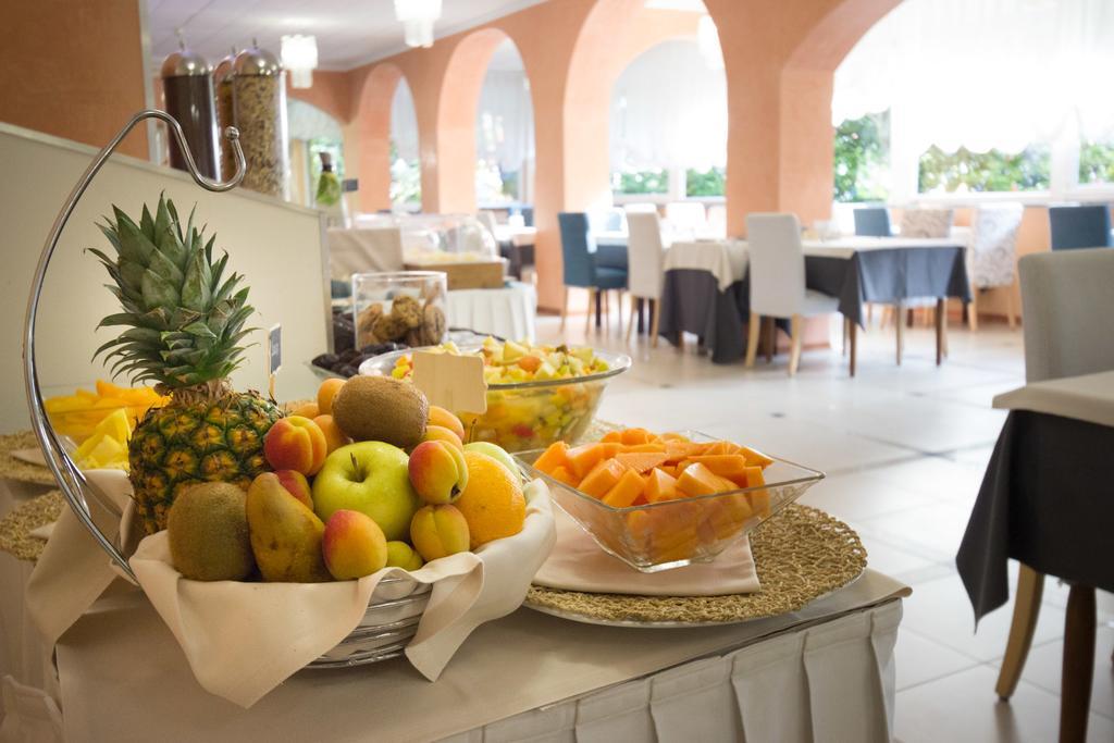 Hotel Al Cigno Lignano Sabbiadoro Dış mekan fotoğraf
